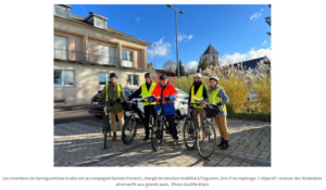 Lire la suite à propos de l’article Cyclistes, brillez ce vendredi 24 novembre lors d’un nouveau rassemblement à vélo